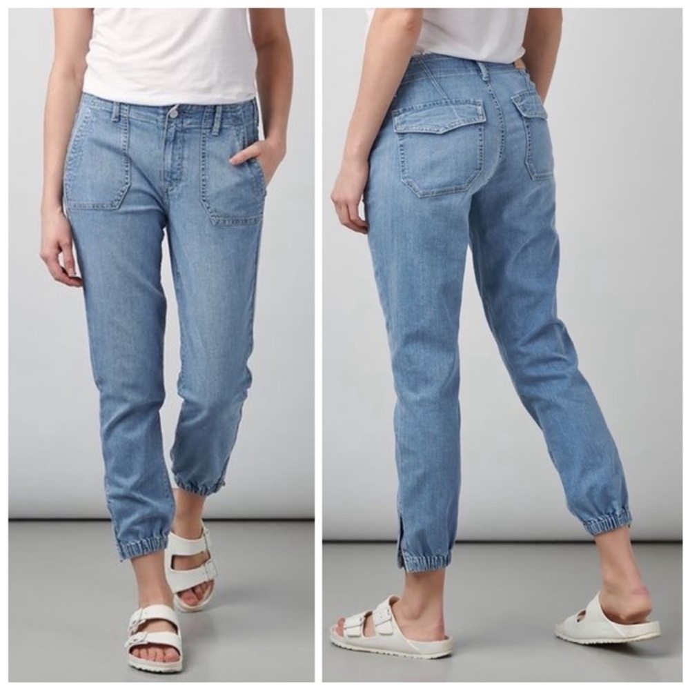 PAIGE, Mayslie Jogger Jeans, Light Blue Wash, Size 25